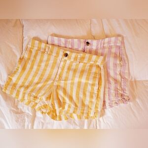 Old Navy Women's Everyday Short Size 2 (1) purple/WHT stripes (1) yellow/WHT